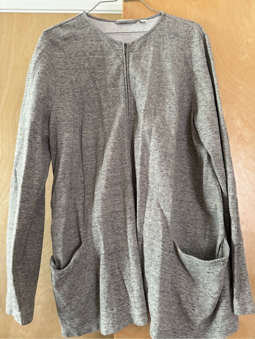 Women's Gray Zip-Front Cardigan Sweater